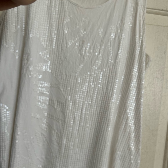 Dana Buchman White Tank with Embellished Front Design SZ XL Extra Large - Picture 2 of 7